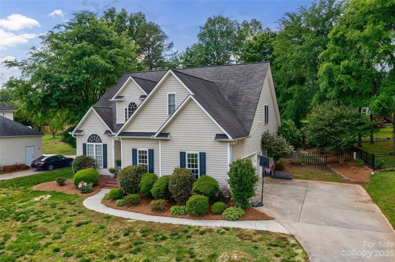 Property image 2 at 2781 Lamplighter Drive, Kannapolis, NC 28081