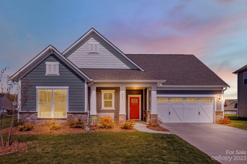 1067 Dorsey Drive