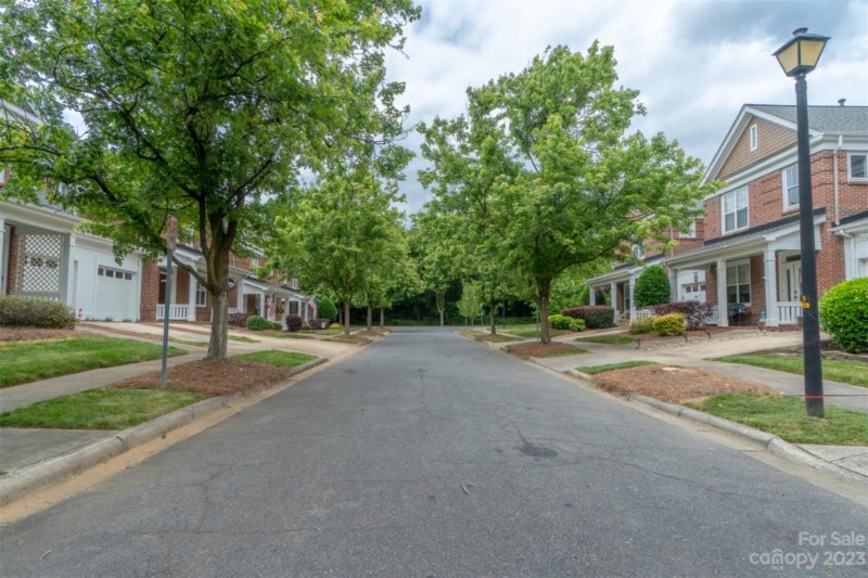 Property image 2 at 18521 Mizzenmast Avenue, Cornelius, NC 28031