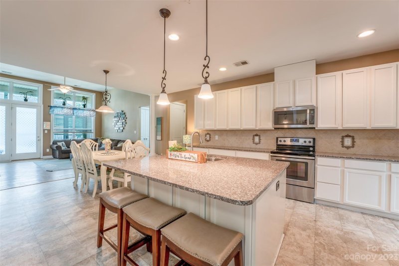 Property image 5 at 1263 Kings Grove Drive, York, SC 29745