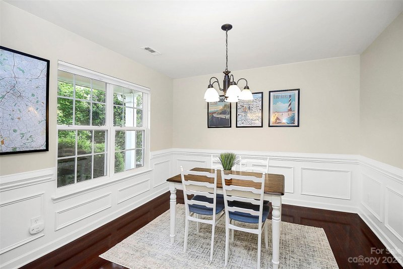 Property image 2 at 2628 Reid Park Lane, Charlotte, NC 28208