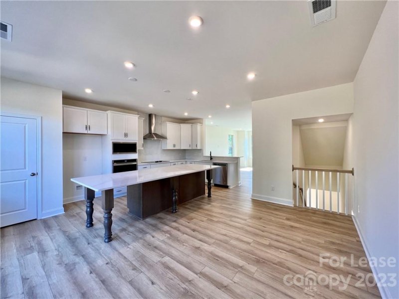 Property image 4 at 442 Simeon Drive, Charlotte, NC 28028