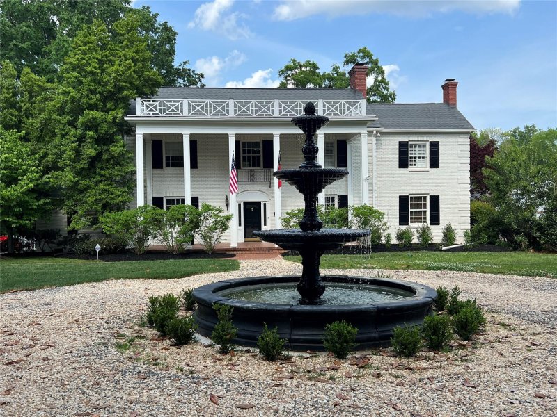 3621 Providence Road