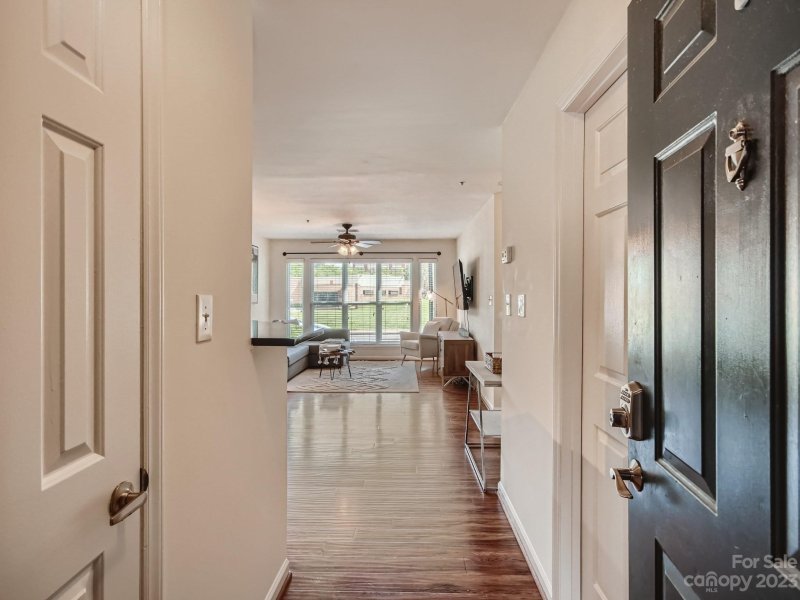 Property image 2 at 529 N Graham Street, Charlotte, NC 28202