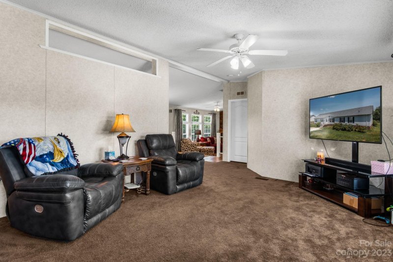 Property image 4 at 2192 Quarter Crest Drive, Newton, NC 28658