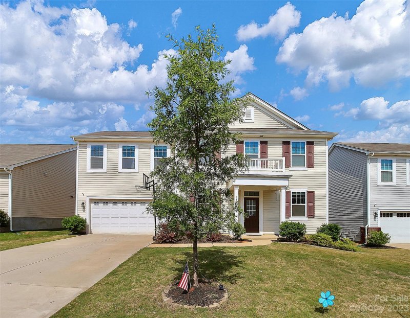 Property image 3 at 7826 Meridale Forest Drive, Charlotte, NC 28269