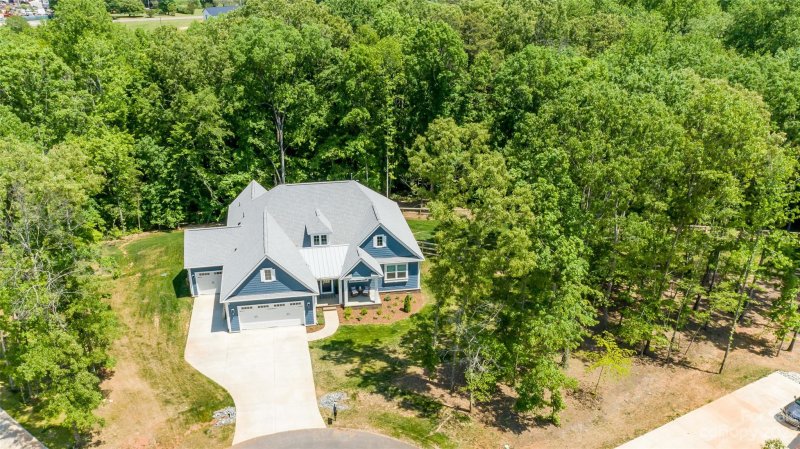 Property image 2 at 4683 Cayton Drive, Maiden, NC 28650