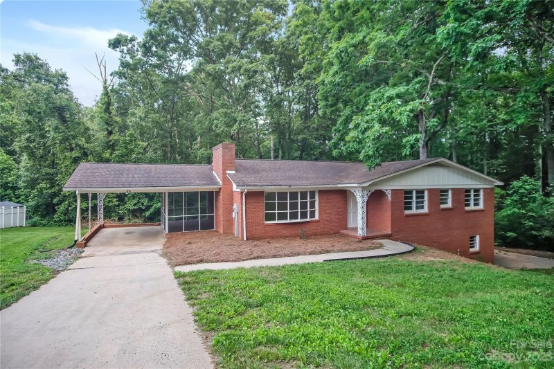 Property image 2 at 1841 Oakhurst Drive, Shelby, NC 28152