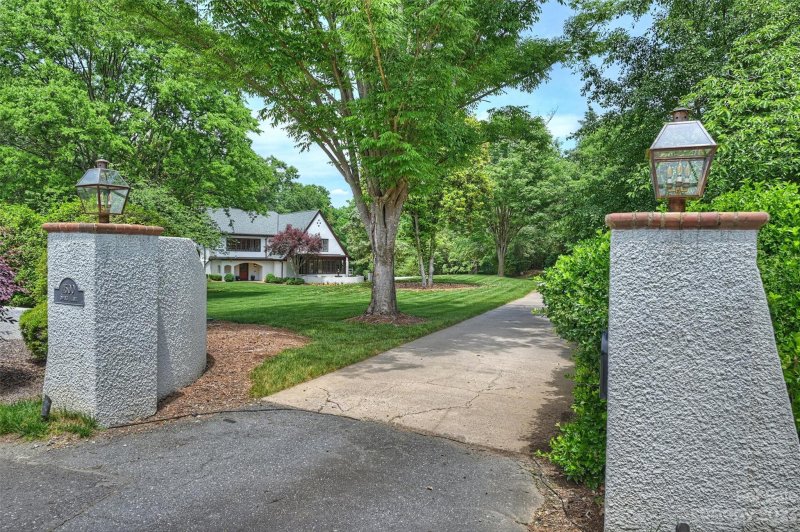 Property image 2 at 4500 Swing Lane, Charlotte, NC 28226