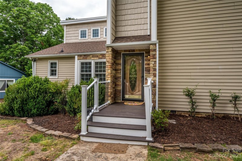 Property image 2 at 6046 Windjammer Drive, Fort Mill, SC 29708