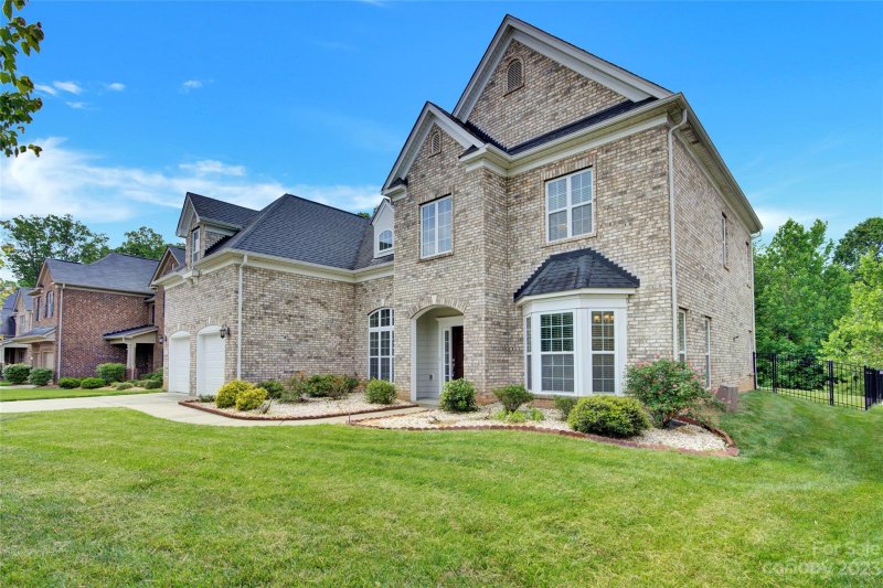 Property image 4 at 8512 Fairgreen Avenue, Waxhaw, NC 28173