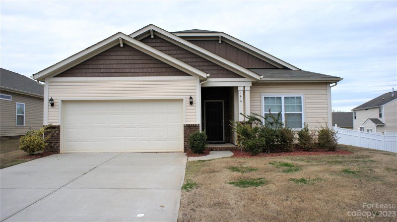 1619 Damascus Street