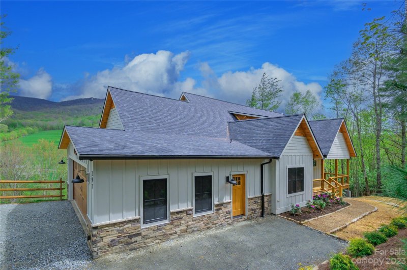 Property image 3 at 297 White Fox Lane, Banner Elk, NC 28604