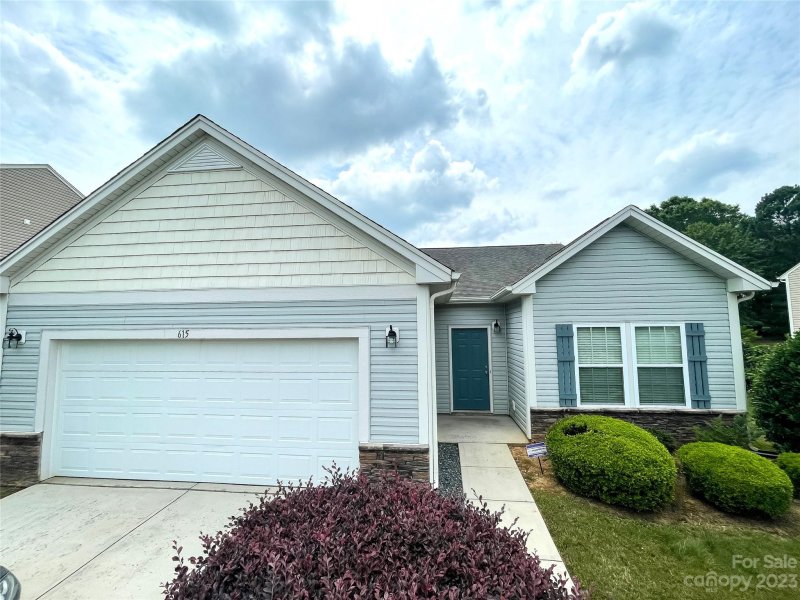 Property image 2 at 615 Smokehouse Lane, Albemarle, NC 28001