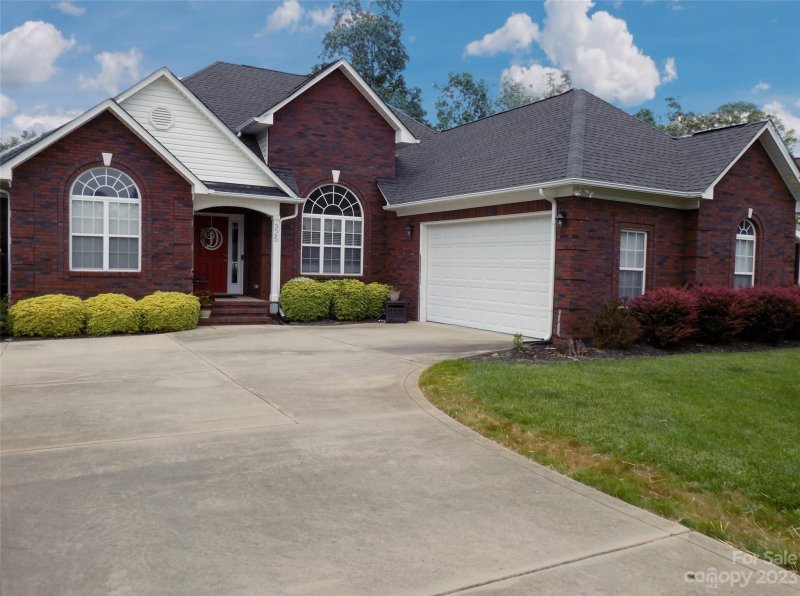 Property image 4 at 325 River Birch Circle, Mooresville, NC 28115