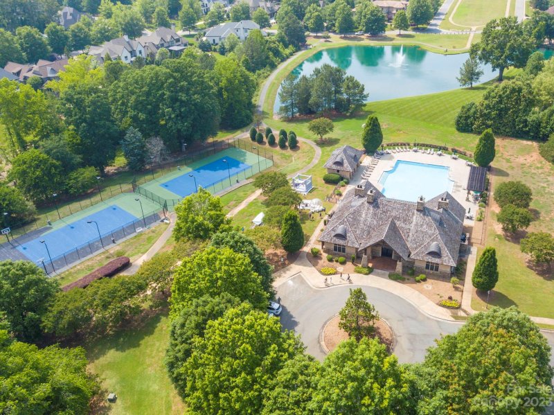 Property image 2 at 330 Skyecroft Way, Waxhaw, NC 28173