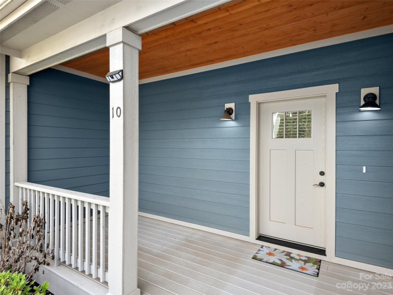 Property image 3 at 10 Furnace Drive, Hendersonville, NC 28792