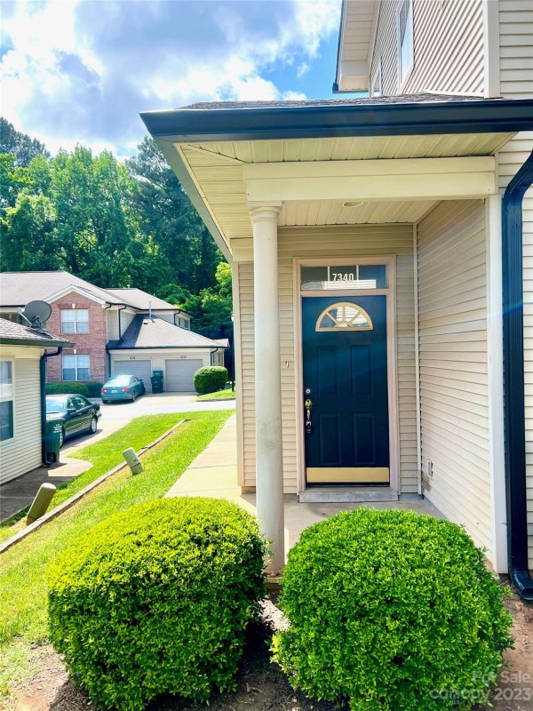 Property image 2 at 7340 Michaels Landing Drive, Charlotte, NC 28262