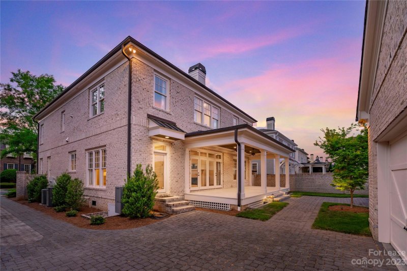 Property image 2 at 3520 Blackhorse Lane, Charlotte, NC 28210