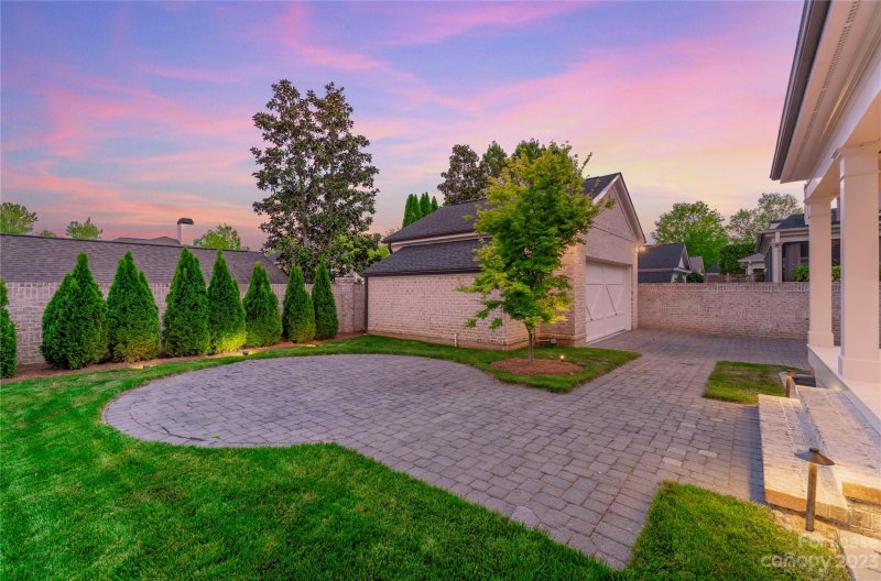 Property image 5 at 3520 Blackhorse Lane, Charlotte, NC 28210