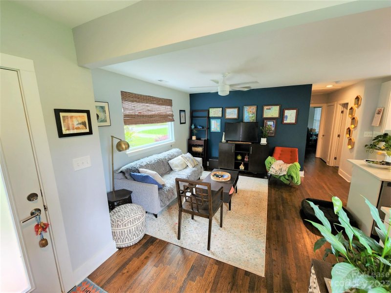 Property image 4 at 3433 Draper Avenue, Charlotte, NC 28205