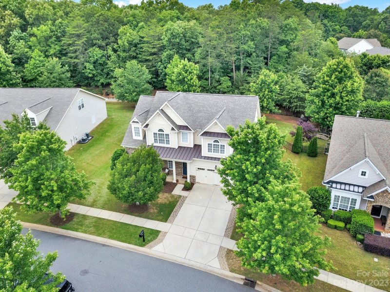 1362 Secret Path Drive