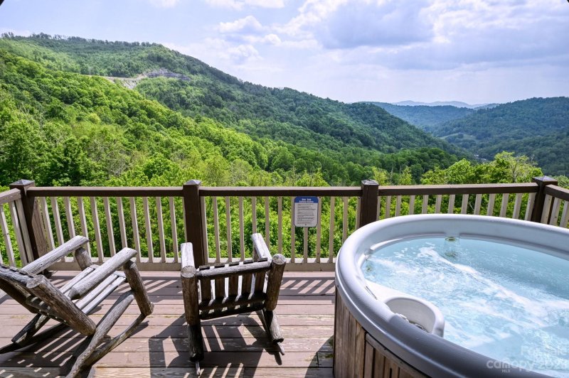 Property image 3 at 95 Breakaway Trail, Mars Hill, NC 28754