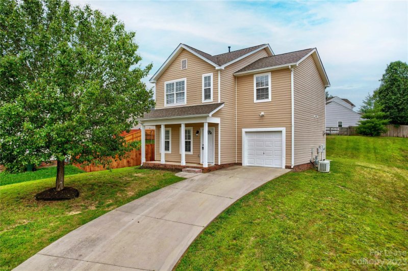 915 Harbour View Cove