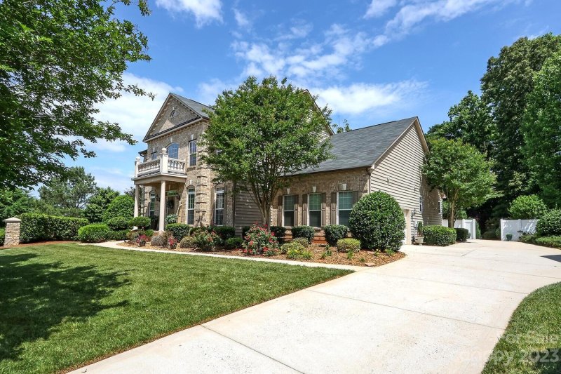 Property image 2 at 209 Fischer Road, Fort Mill, SC 29715