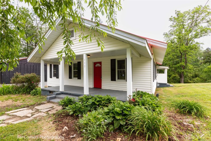 Property image 2 at 115 Mcminn Avenue, Brevard, NC 28712