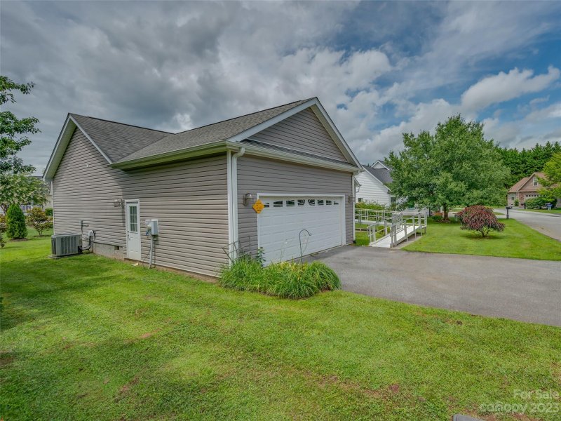 Property image 5 at 175 Springfield Meadow Drive, Etowah, NC 28729