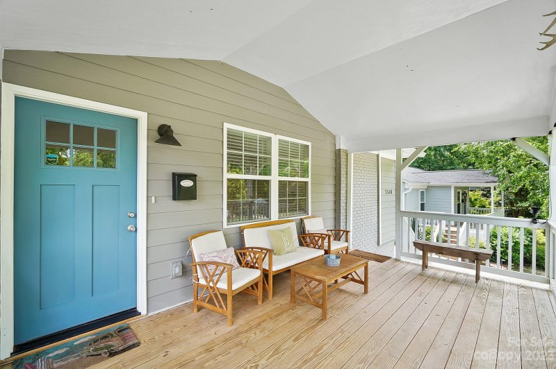 Property image 4 at 3340 Eastwood Drive, Charlotte, NC 28205