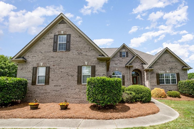 4733 Campobello Drive