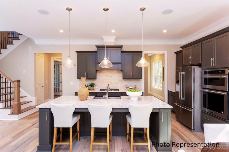 Property image 2 at 5101 Kings Pinnacle Drive, Kings Mountain, NC 28086