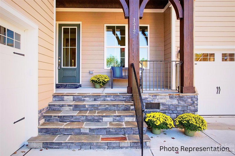 Property image 3 at 5101 Kings Pinnacle Drive, Kings Mountain, NC 28086