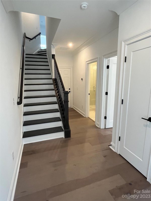 Property image 2 at 214 Emerson Avenue, Charlotte, NC 28204