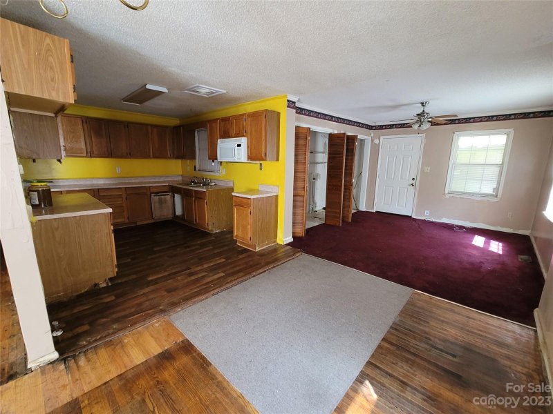 Property image 3 at 2822 Royston Road, Charlotte, NC 28208