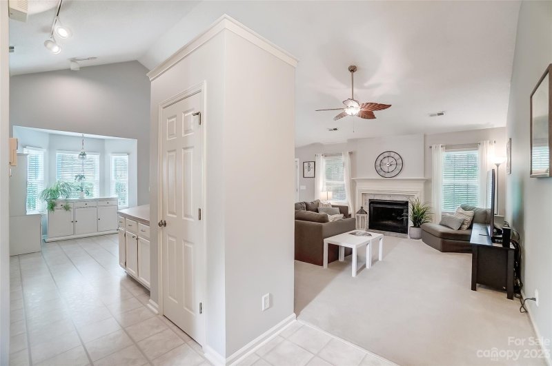 Property image 5 at 8921 Clifton Meadow Drive, Matthews, NC 28105