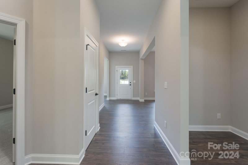 Property image 4 at 5013 Kings Pinnacle Drive, Kings Mountain, NC 28086