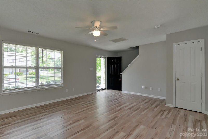 Property image 4 at 11407 Northwoods Forest Drive, Charlotte, NC 28214