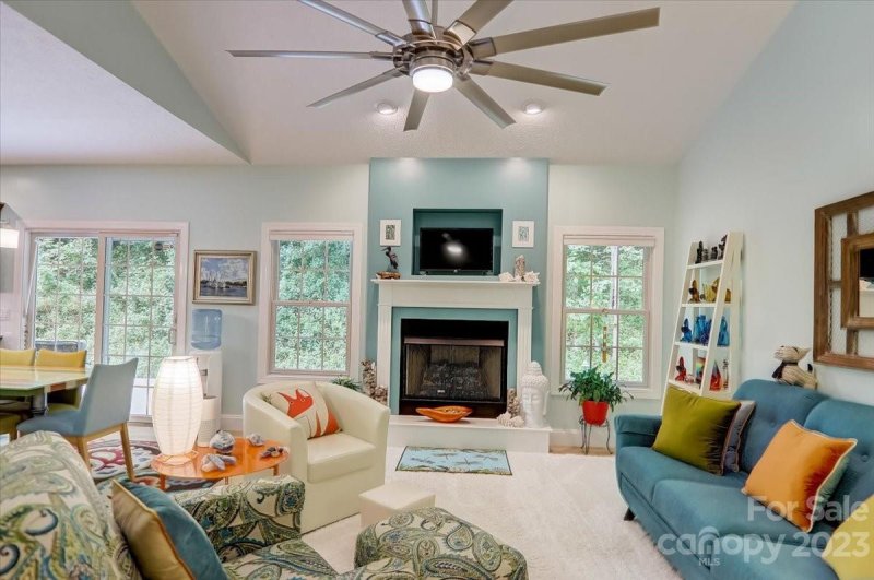 Property image 5 at 99 Pumphouse Road, Hendersonville, NC 28739