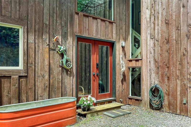 Property image 5 at 151 Hilltop Road, Black Mountain, NC 28711