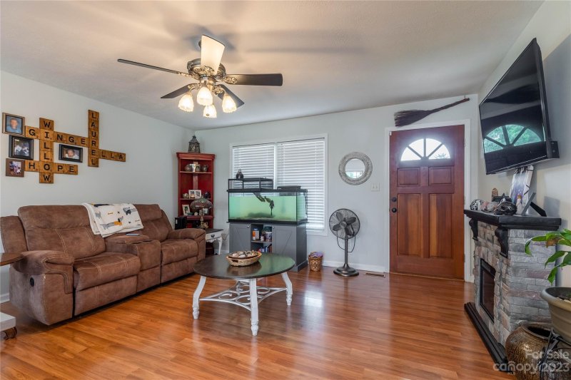 Property image 5 at 1355 Millrace Drive, Conover, NC 28613