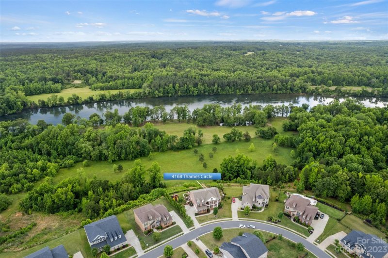 Property image 3 at 4168 Thames Circle, Fort Mill, SC 29715