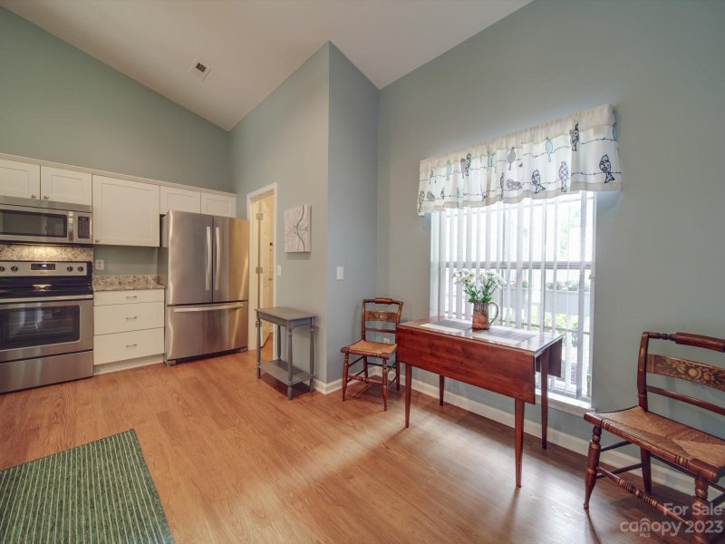 Property image 5 at 8929 Elkins Park Drive, Matthews, NC 28105