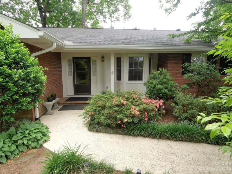 Property image 3 at 1310 10th Street Place, Hickory, NC 28601