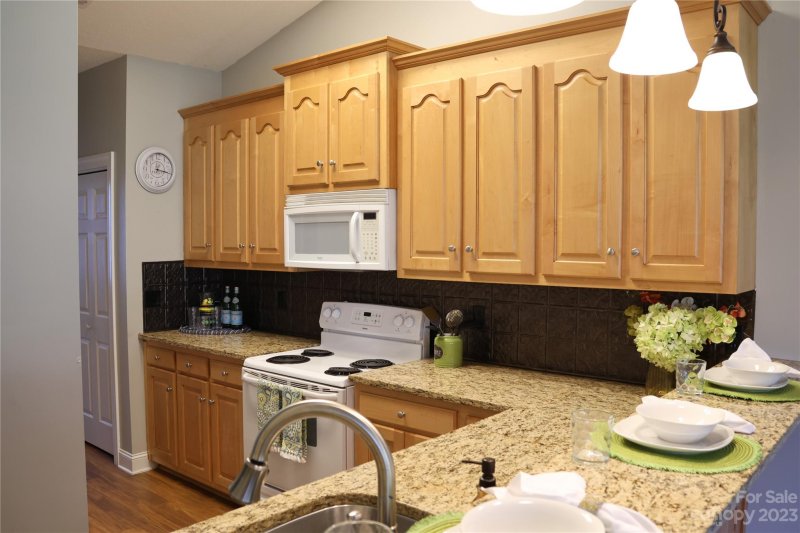 Property image 3 at 6263 Alyssum Place, Denver, NC 28037