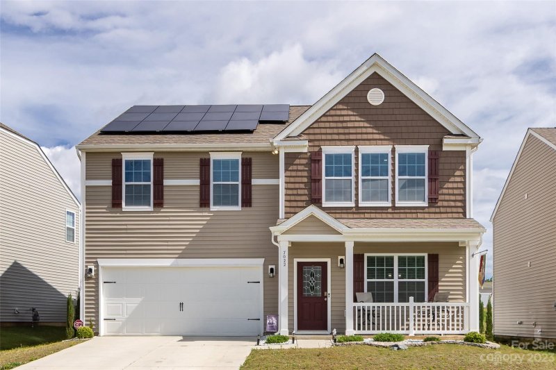 Property image 2 at 7022 Pennyroyal Way, Charlotte, NC 28216