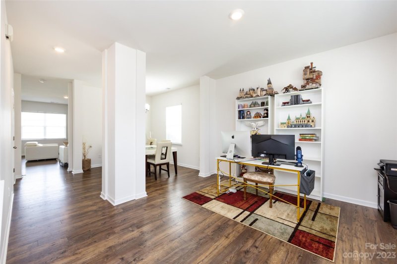 Property image 4 at 7022 Pennyroyal Way, Charlotte, NC 28216