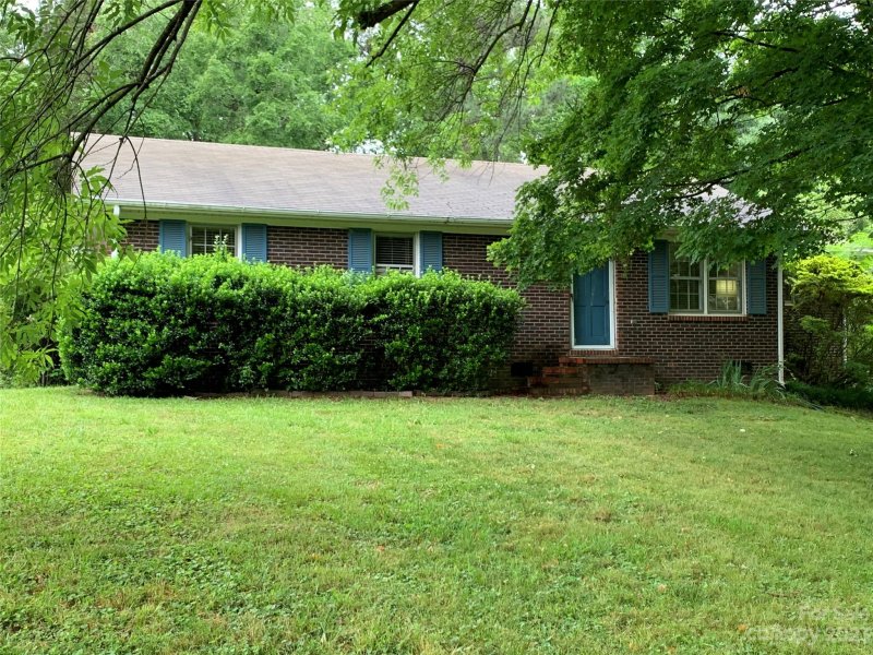 Property image 2 at 1204 Westover Circle, Rock Hill, SC 29732